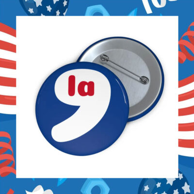 Comma La Button | Comma La Pin | 'La Button